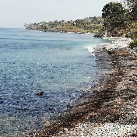 Maria Rosa فيلة تْرابْيا
